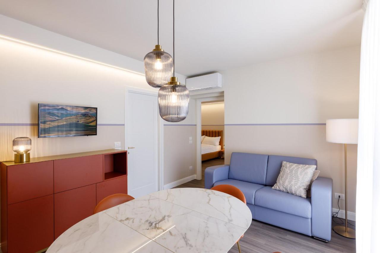 Casa Flores Apartments Bardolino Bagian luar foto